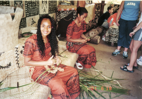 Polynesian Cultural Center3.jpg (226769 bytes)